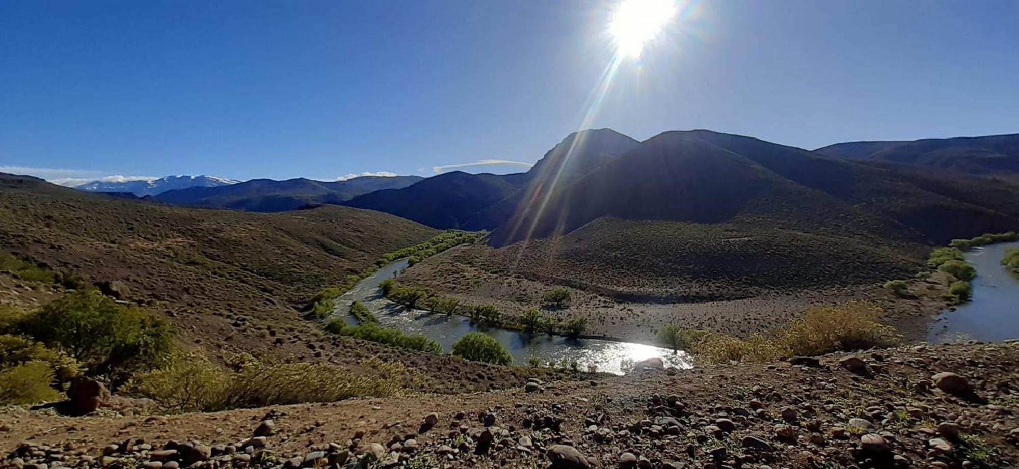 Bardas Del Limay Dormi-Con Hidromasaje - Totalmente Equipado Plottier Buitenkant foto